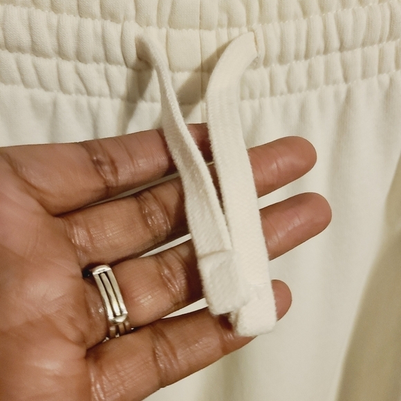 Everlane | Women's White and Tan Colorblock Track Joggers (Size Small) - Picture 6 of 16